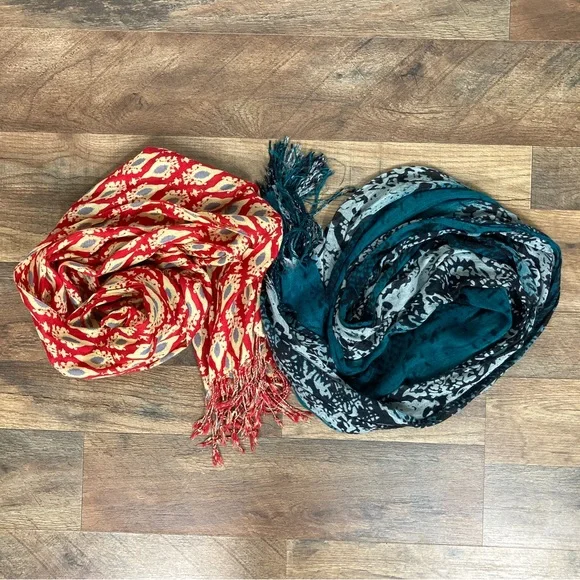 Bundle of 2 Fashion Scarves- Red and Blue - Picture 12 of 12